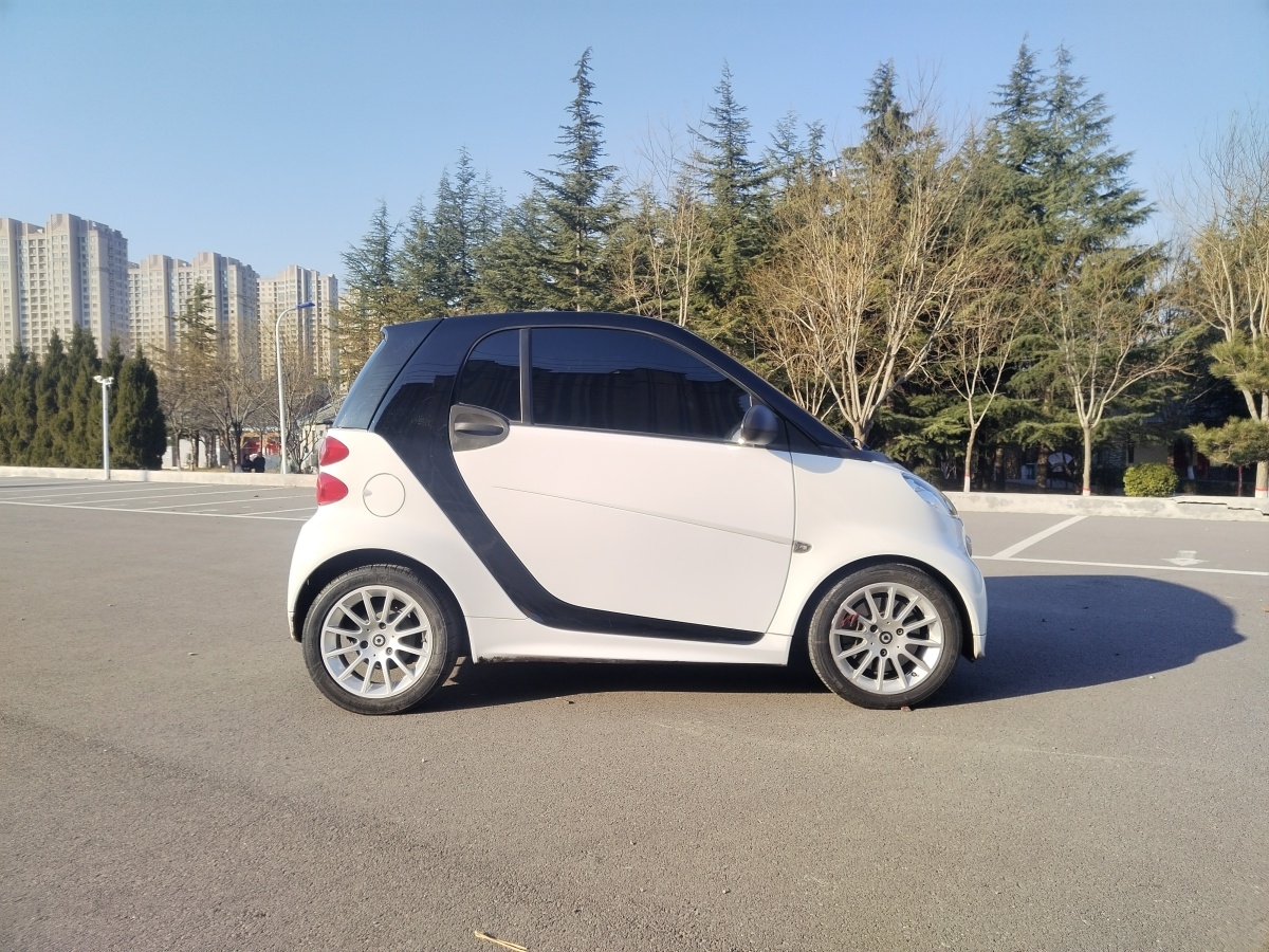 smart fortwo  2015款 1.0 MHD 新年特別版圖片