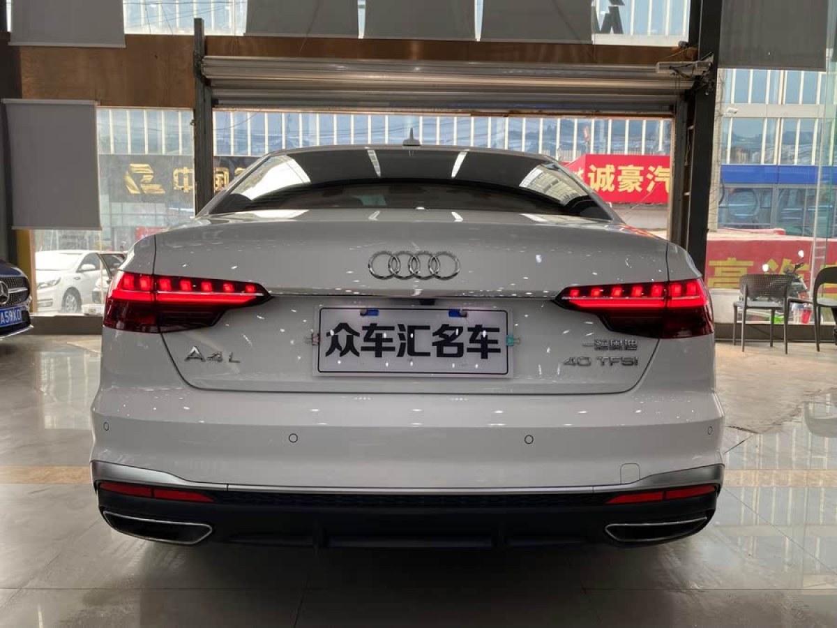 奧迪 奧迪A4L  2022款 40 TFSI 豪華動感型圖片