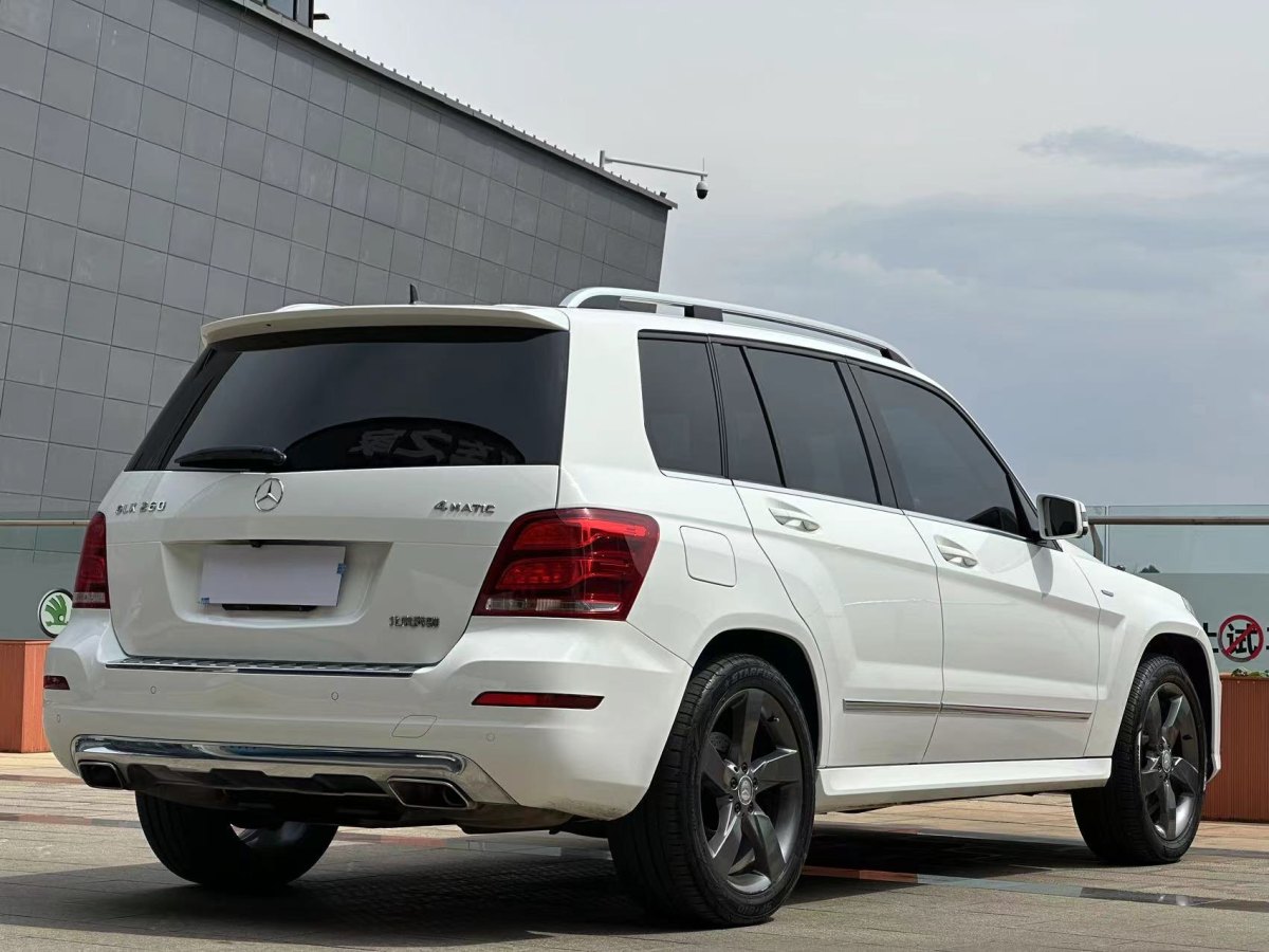 奔馳 奔馳GLK級(jí)  2015款 GLK 260 4MATIC 時(shí)尚型 極致版圖片