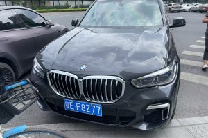 宝马X5 宝马 改款 xDrive 40Li M运动套装