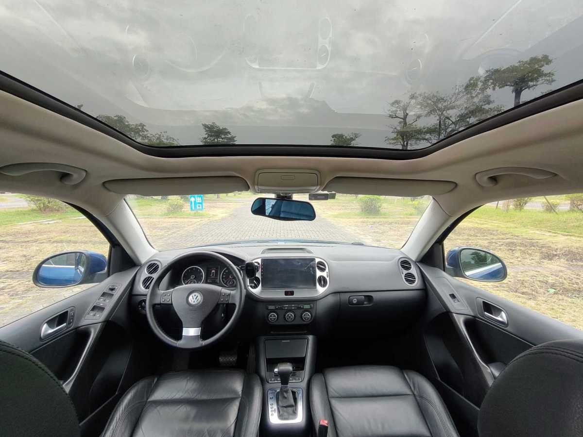 2009年10月大眾 Tiguan  2009款 2.0TSI 豪華版