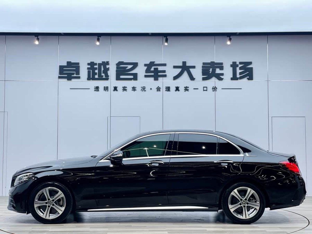 奔馳 奔馳C級  2019款 改款 C 260 L 運動版圖片