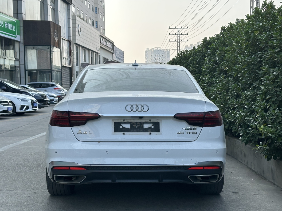 奧迪 奧迪A4L  2022款 40 TFSI 時尚動感型圖片