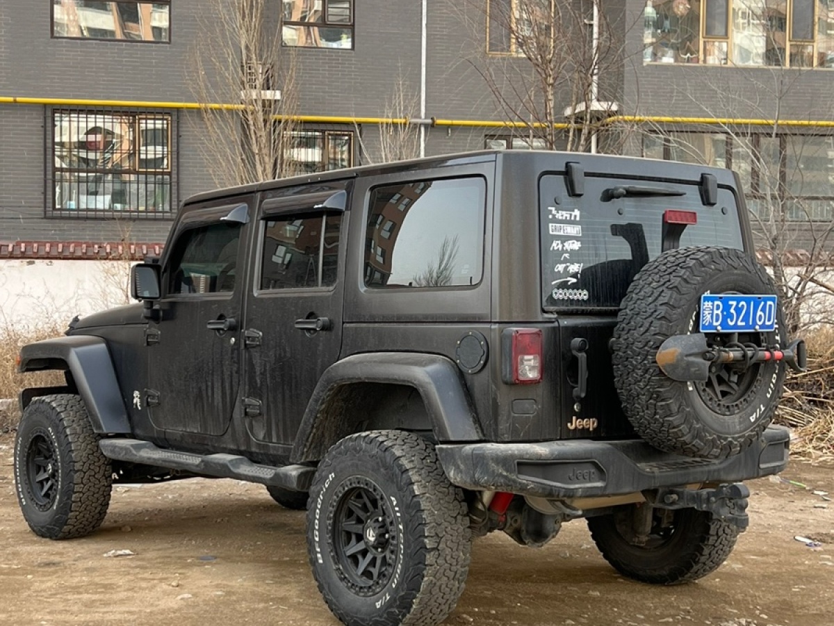 2014年09月Jeep 牧馬人  2014款 3.6L 龍騰典藏版