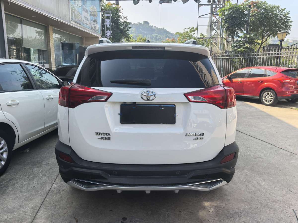 2014年03月豐田 RAV4榮放  2013款 2.5L 自動四驅(qū)精英版