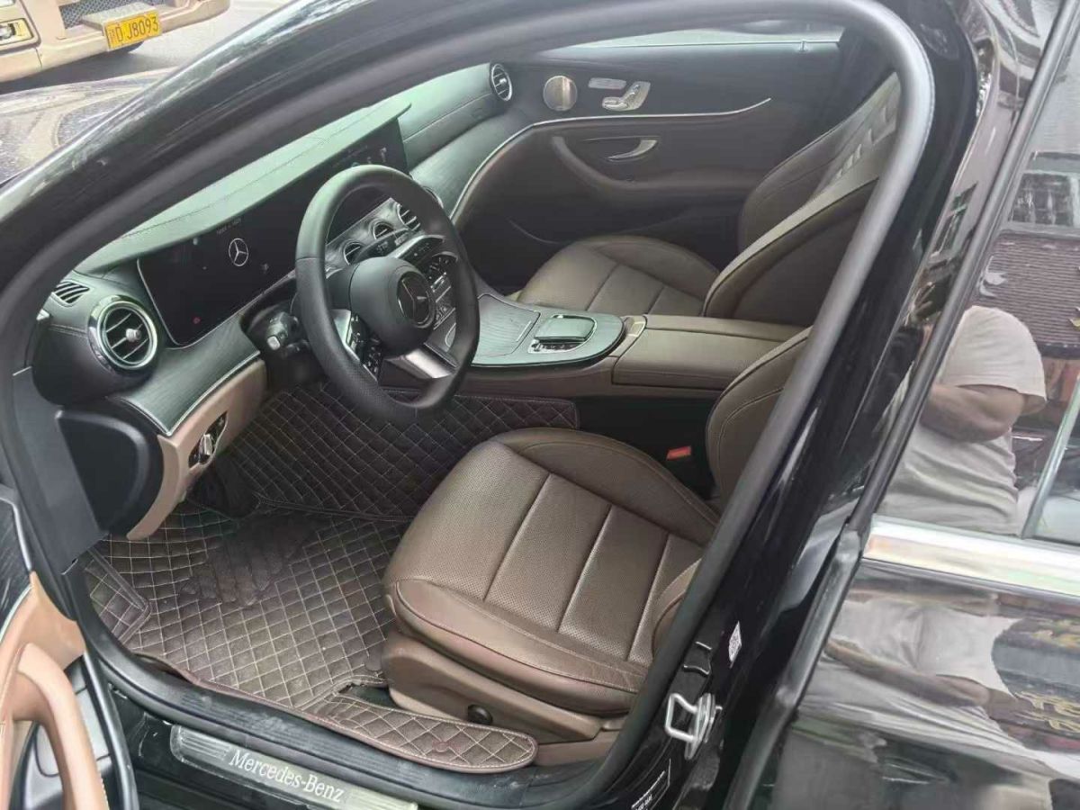 奔馳 奔馳E級  2023款 E 300 L 豪華型圖片