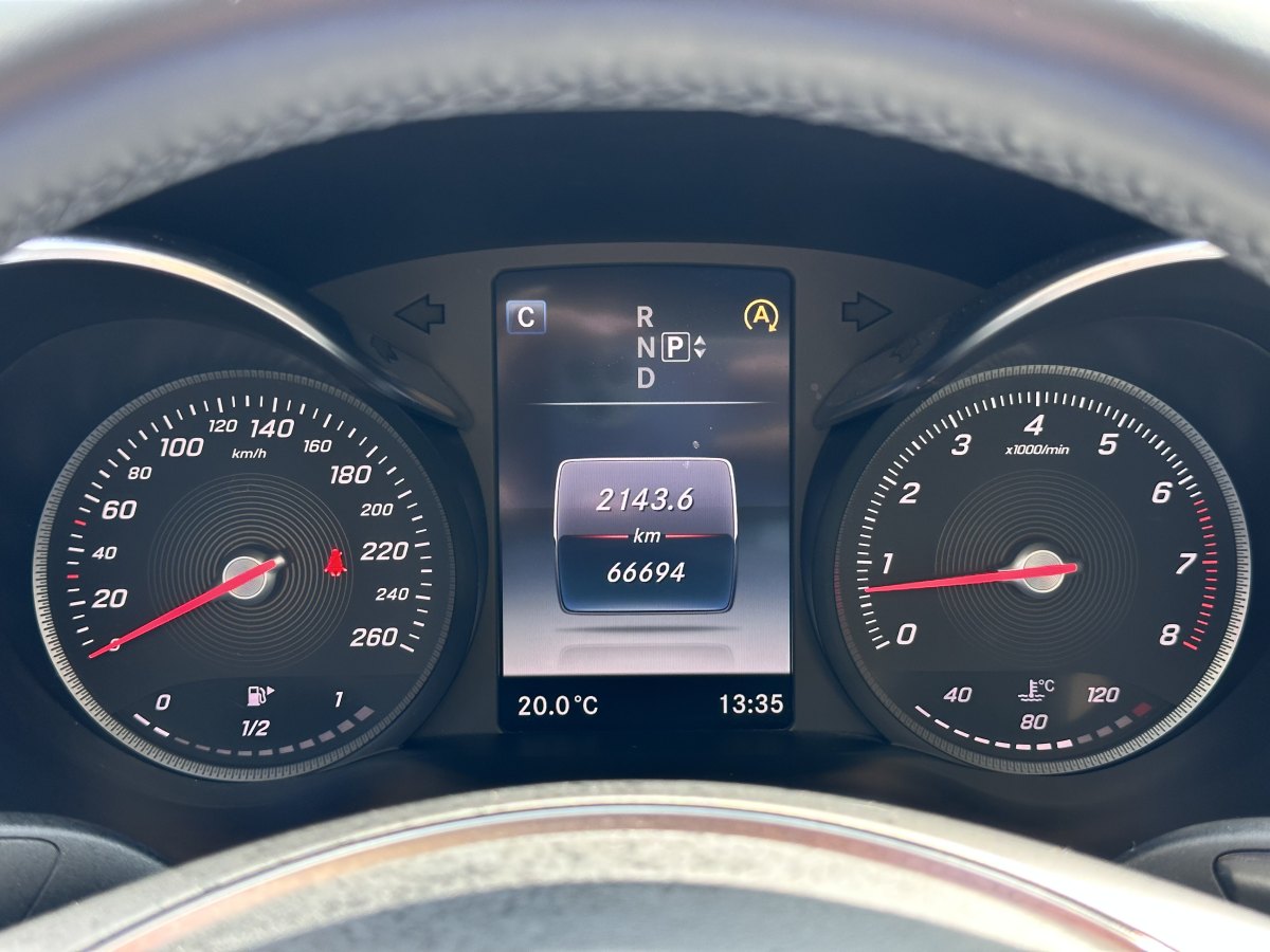 2015年5月奔驰 奔驰C级  2015款 改款 C 200 L 运动型