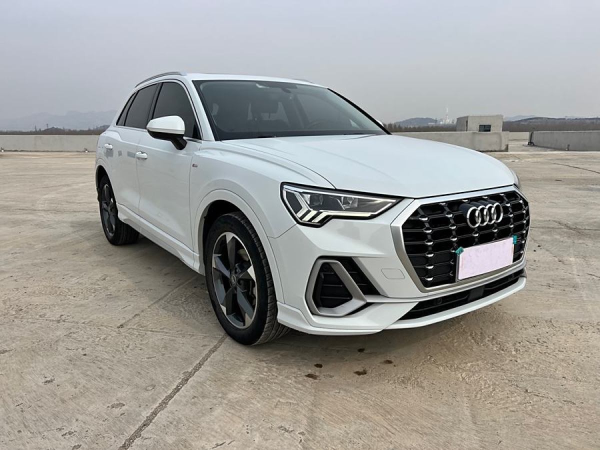 奧迪 奧迪Q3  2020款 35 TFSI 時(shí)尚動(dòng)感型圖片