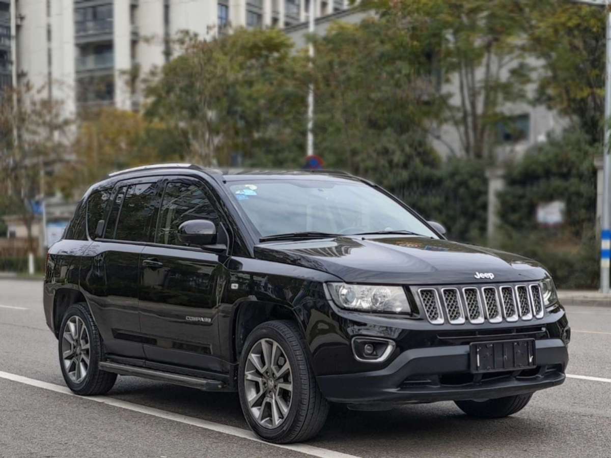 Jeep 指南者  2014款 改款 2.0L 兩驅(qū)精英版圖片