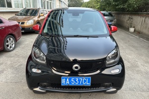 fortwo smart 0.9T 66千瓦硬頂先鋒版 國VI