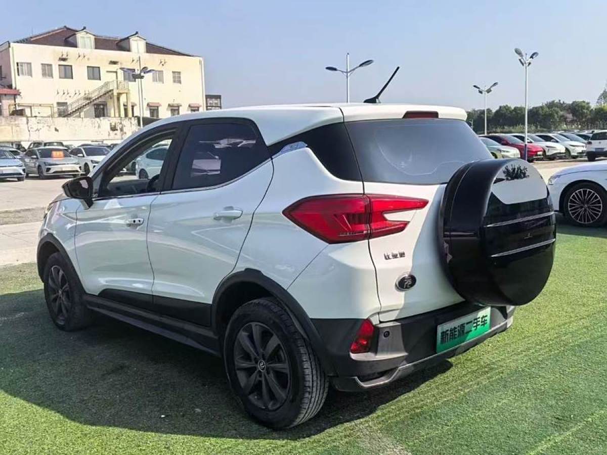 比亞迪 元新能源  2019款 EV535 智聯(lián)領(lǐng)創(chuàng)型圖片