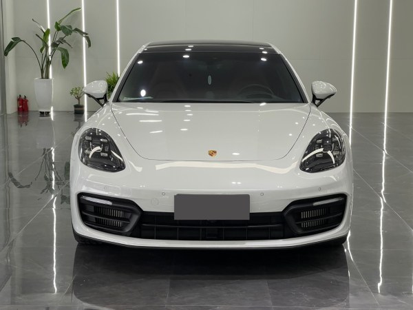 保时捷 Panamera  2023款 Panamera 4 行政加长版 2.9T