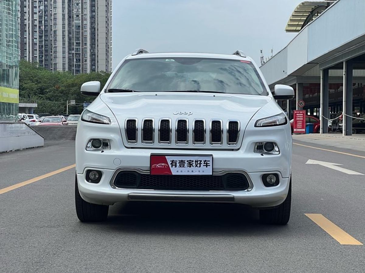 Jeep 自由光  2017款 2.4L 專業(yè)智能版圖片