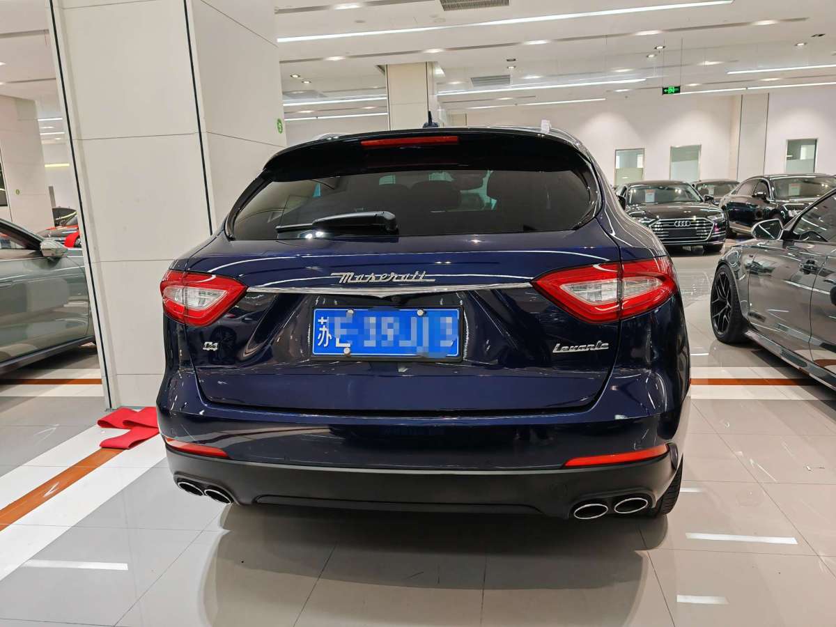 瑪莎拉蒂 Levante  2019款 3.0T 350Hp 標(biāo)準(zhǔn)版 國VI圖片