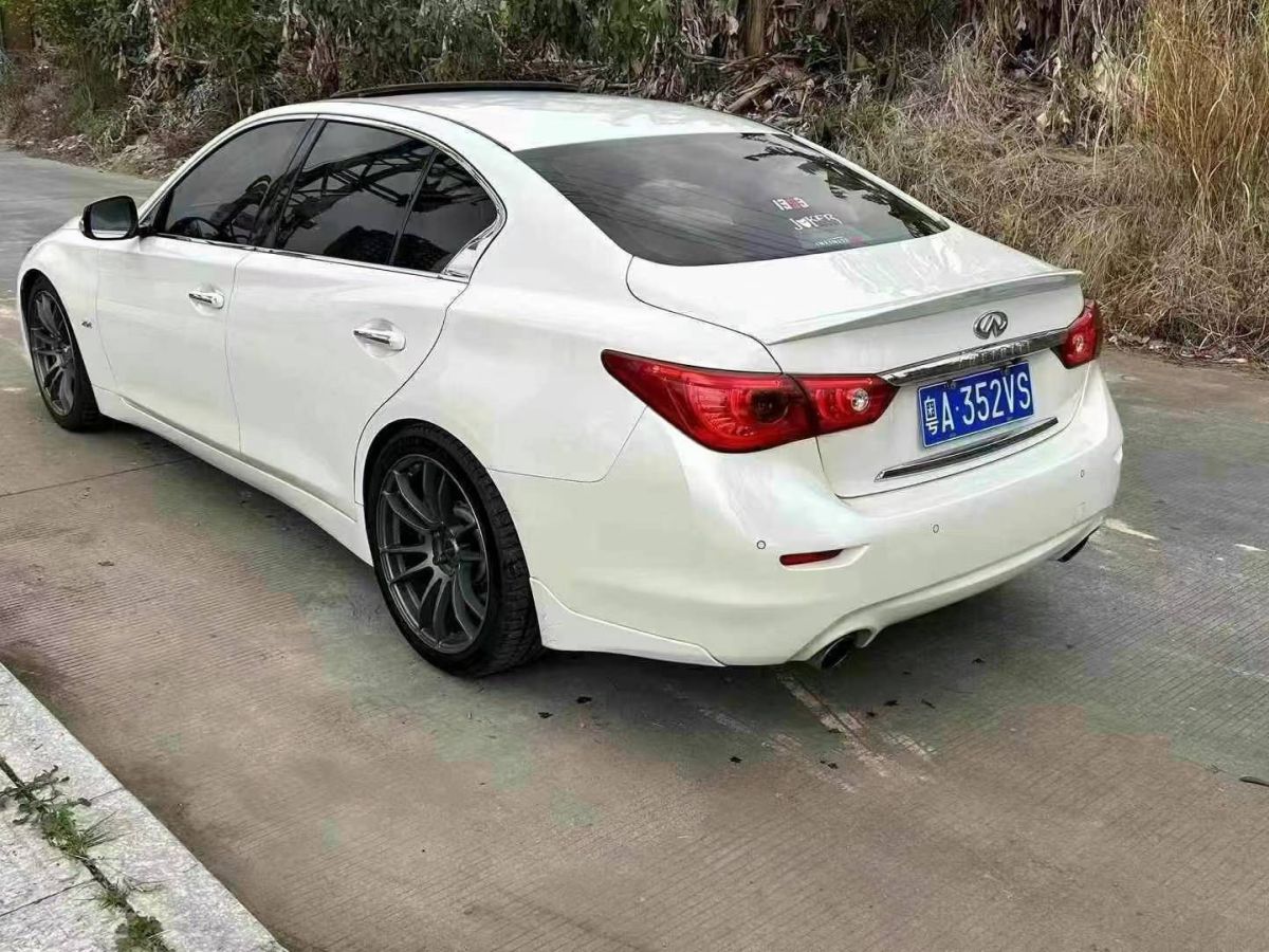 英菲尼迪 Q50L  2015款 2.0T 悅享版圖片