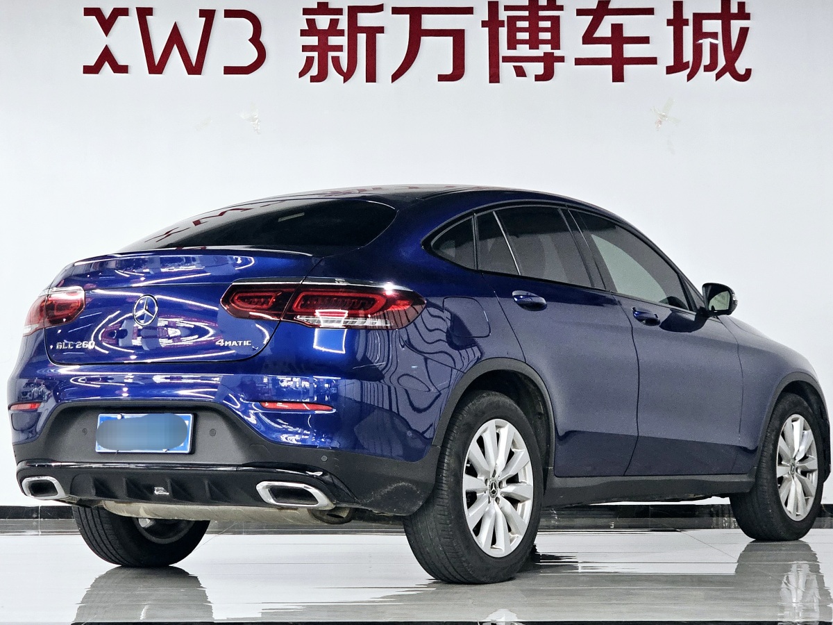 奔驰 奔驰GLC  2021款 GLC 260 4MATIC 轿跑SUV图片