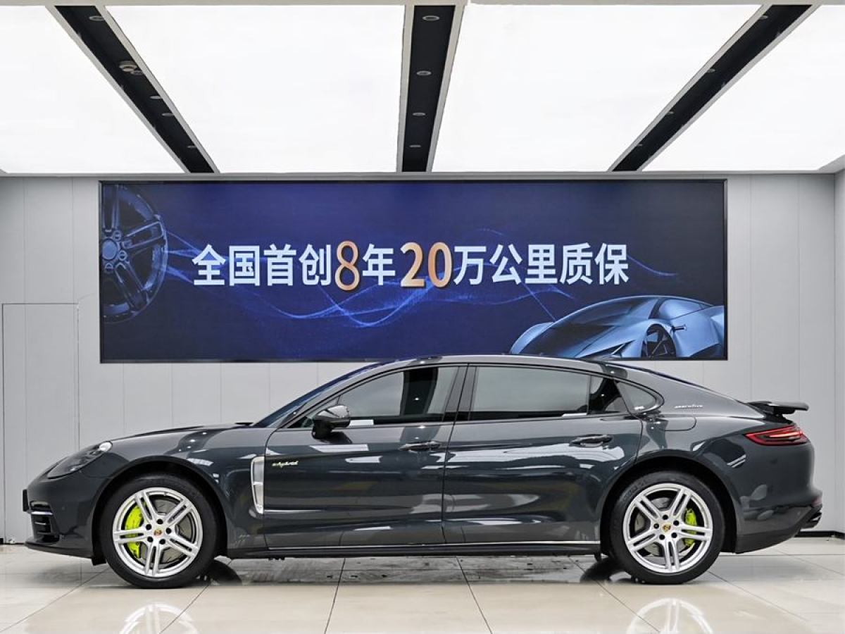 保時(shí)捷 Panamera新能源  2017款 Panamera 4 E-Hybrid 行政加長(zhǎng)版 2.9T圖片