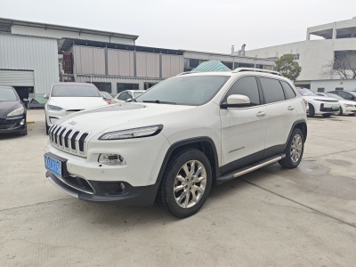 2016年5月 Jeep 自由光 2.4L 優(yōu)越版圖片