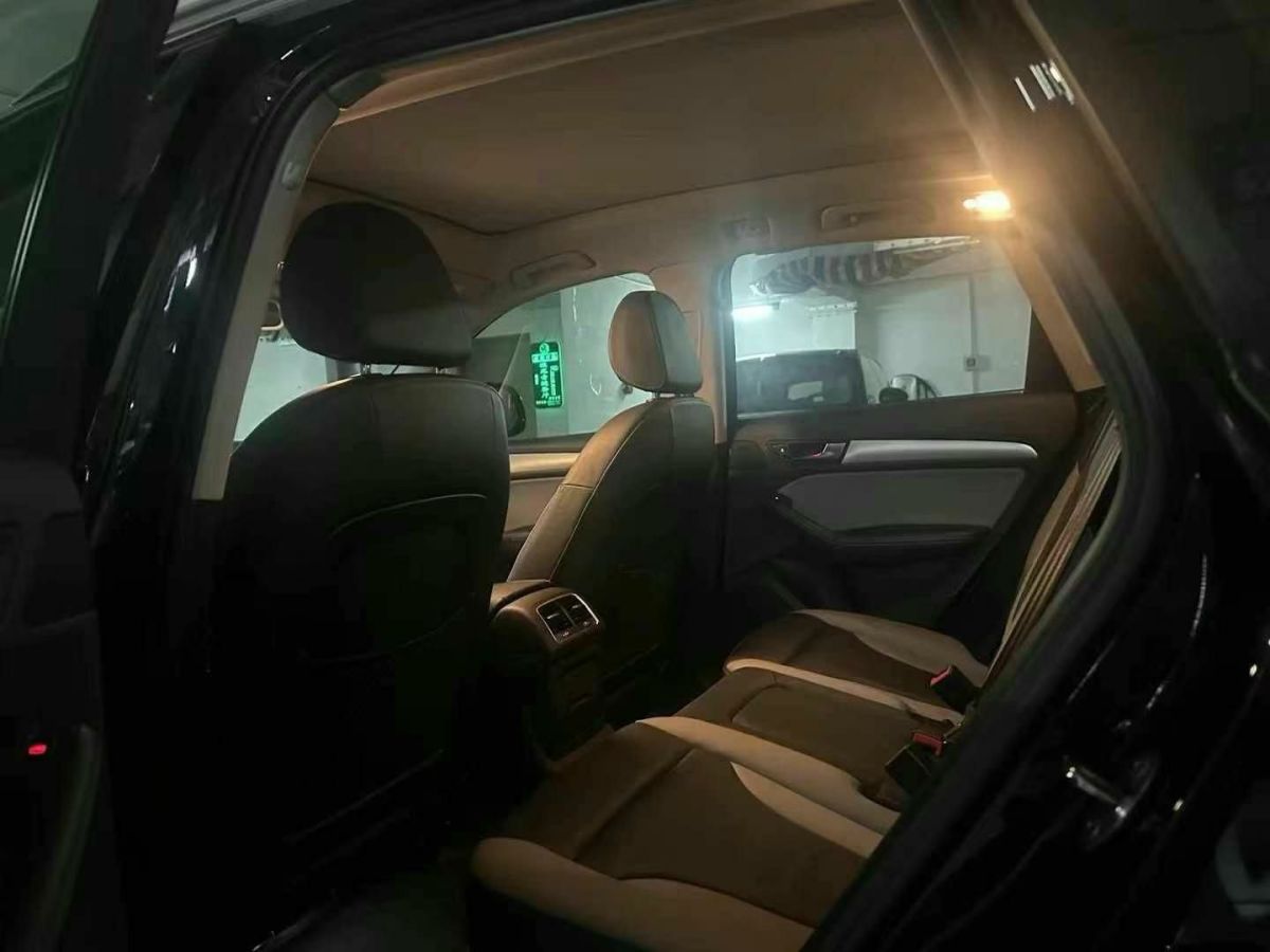 奧迪 奧迪Q5  2017款 Q5 2.0T FSI Premium Plus 美規(guī)版圖片