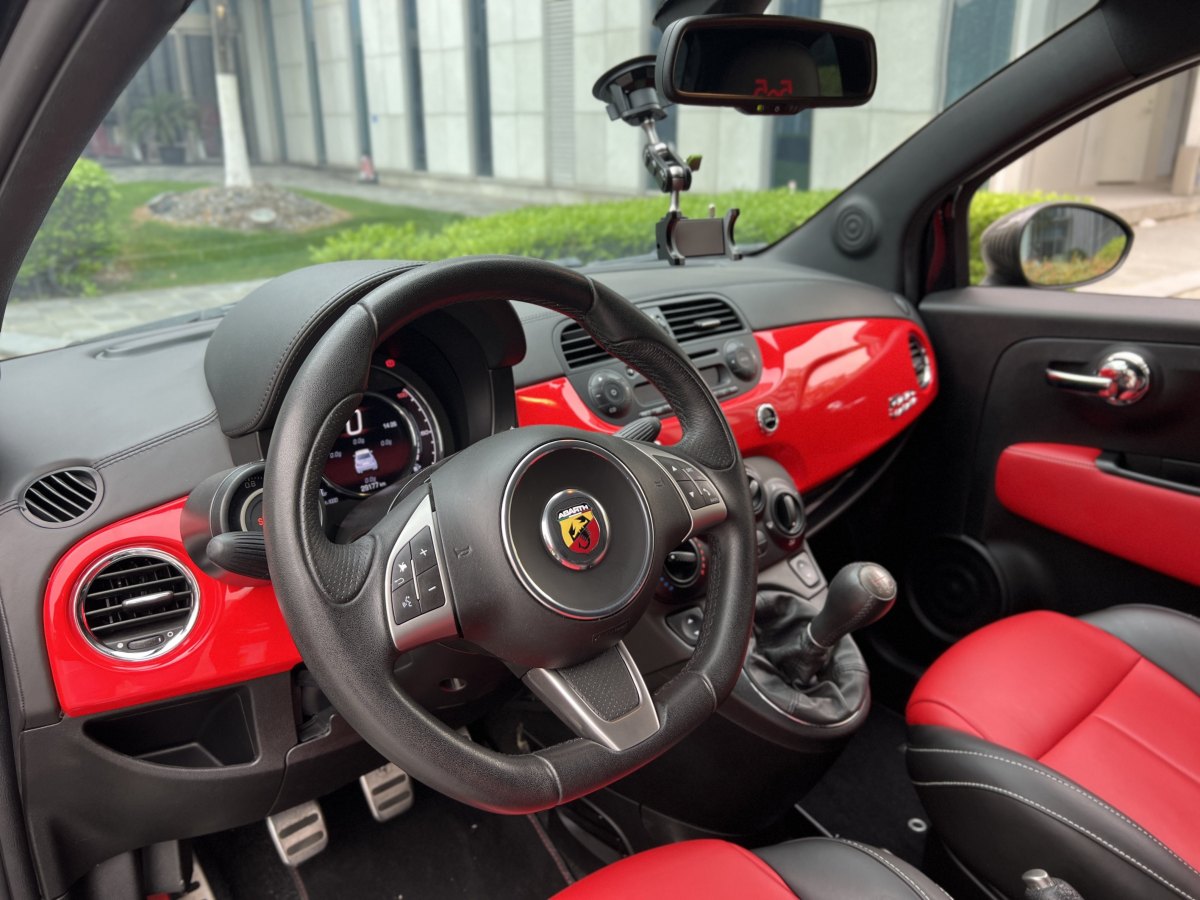 長(zhǎng)安輕型車(chē) 神騏T10  2019款 1.5L國(guó)VI廂貨車(chē)單排595kg圖片