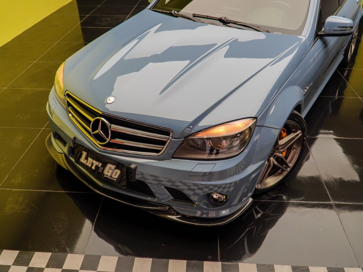 2011年9月奔馳 奔馳C級(jí)AMG  2009款 AMG C 63 動(dòng)感型