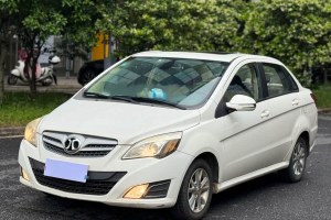 北京汽車(chē)E系列 北京 三廂 1.5L 手動(dòng)樂(lè)尚版