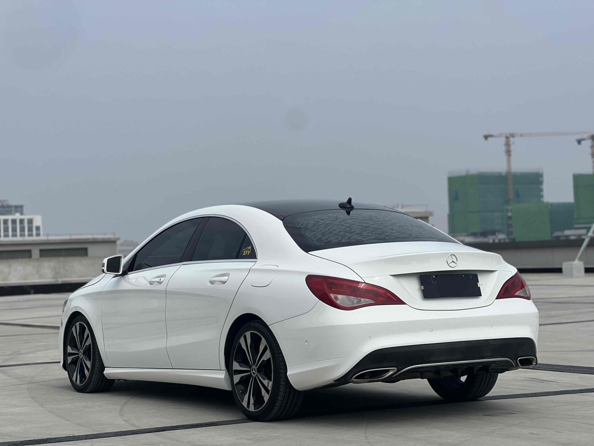 奔馳 奔馳CLA級  2019款 CLA 200 動感型圖片