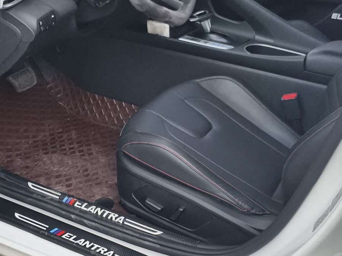 現(xiàn)代 伊蘭特  2022款 1.5L CVT GLS領(lǐng)先版圖片