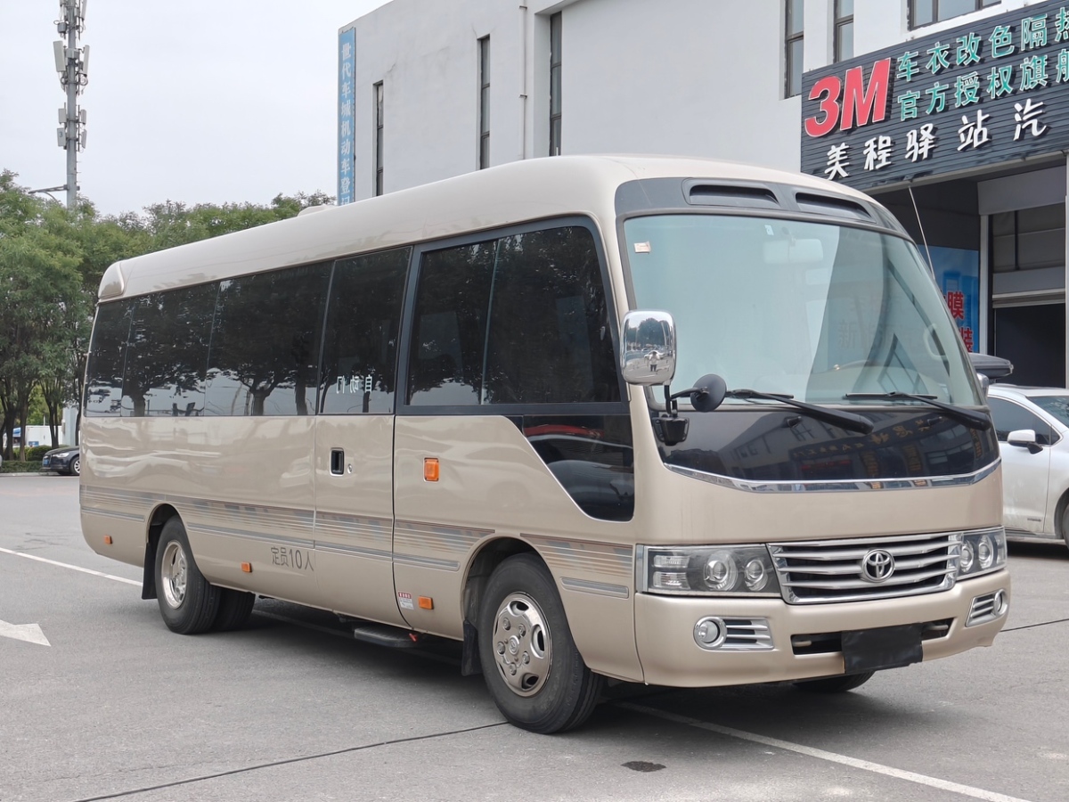 豐田 柯斯達(dá)  2015款 4.0L高級(jí)車(chē)GRB53L-ZEMSK 23座圖片