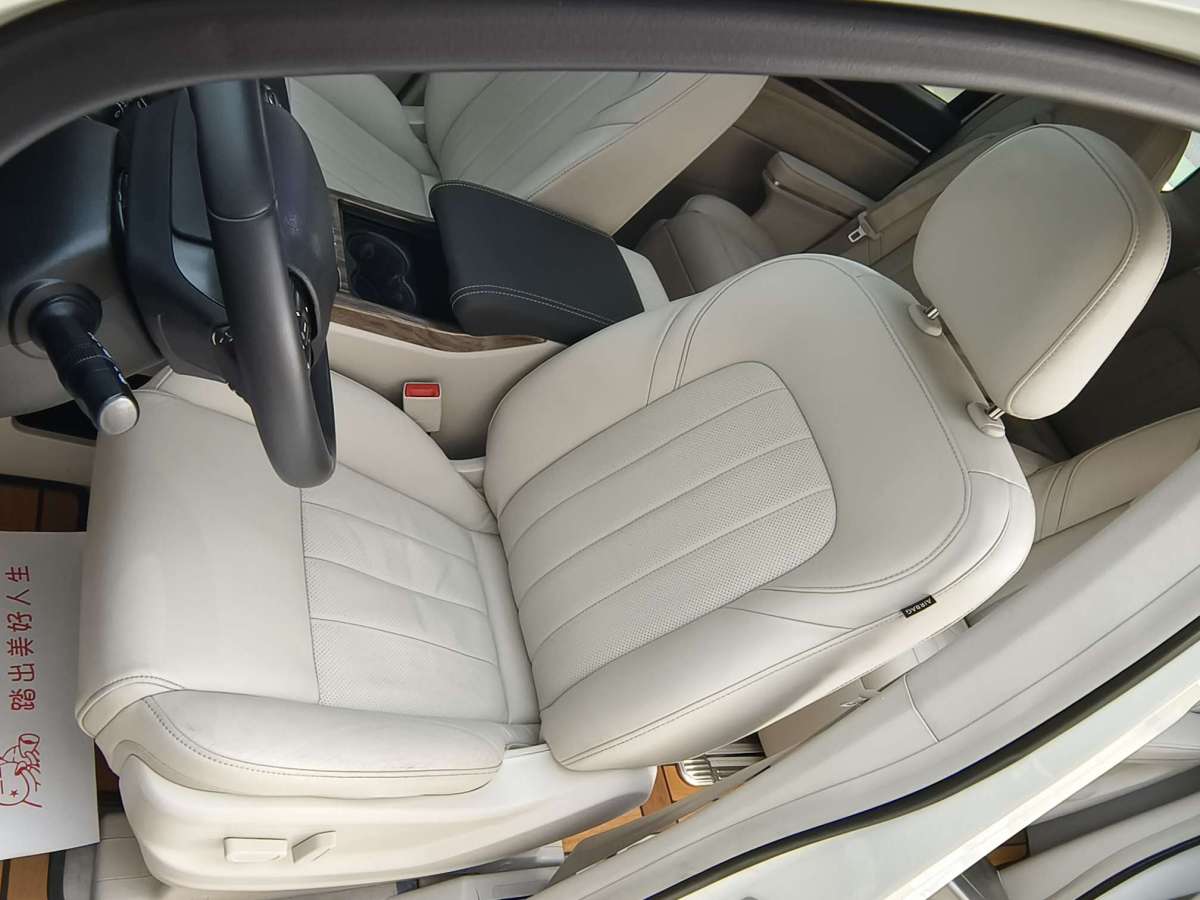 廣汽傳祺 M8  2019款 320T 至尊版圖片