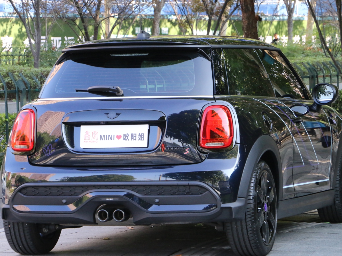 MINI MINI  2023款 2.0T COOPER S 紫夜出逃 特別版圖片