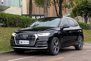 奧迪Q5L 奧迪 45 TFSI 尊享時尚型