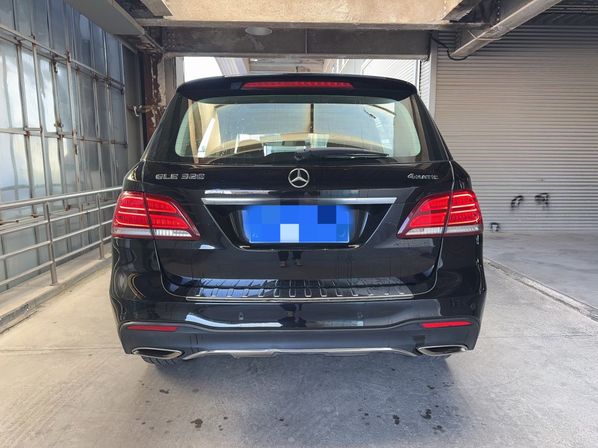 奔馳 奔馳GLE  2017款 GLE 320 4MATIC 動感型圖片