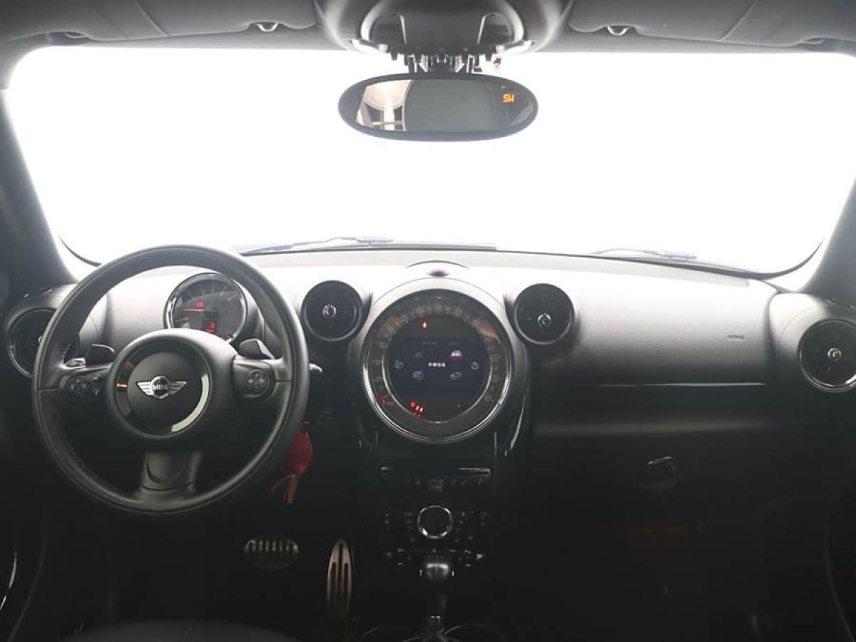 MINI COUNTRYMAN  2015款 1.6T COOPER S ALL4 極致暗夜版圖片