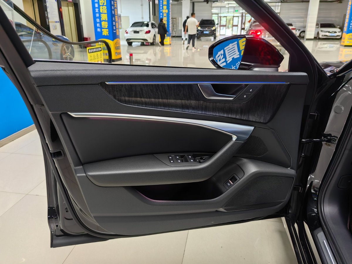 奥迪 奥迪A6L  2020款 45 TFSI 臻选动感型图片