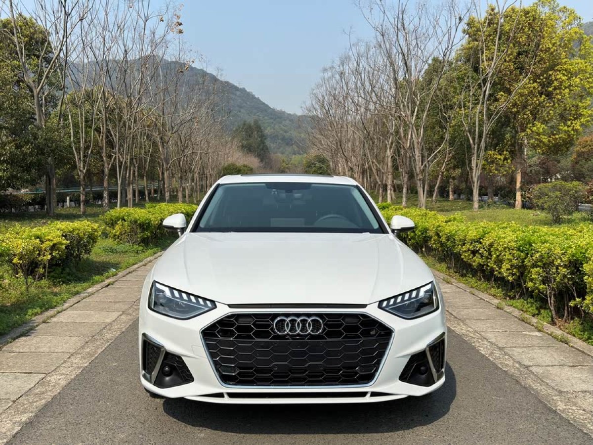 奧迪 奧迪A4L  2023款 40 TFSI 時(shí)尚動(dòng)感型圖片
