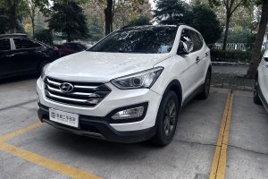 胜达 现代 2.4L 自动两驱智能型 5座