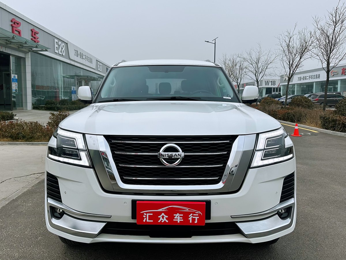 日產(chǎn) 途樂(lè)  2018款 4.0L 鉑金型圖片