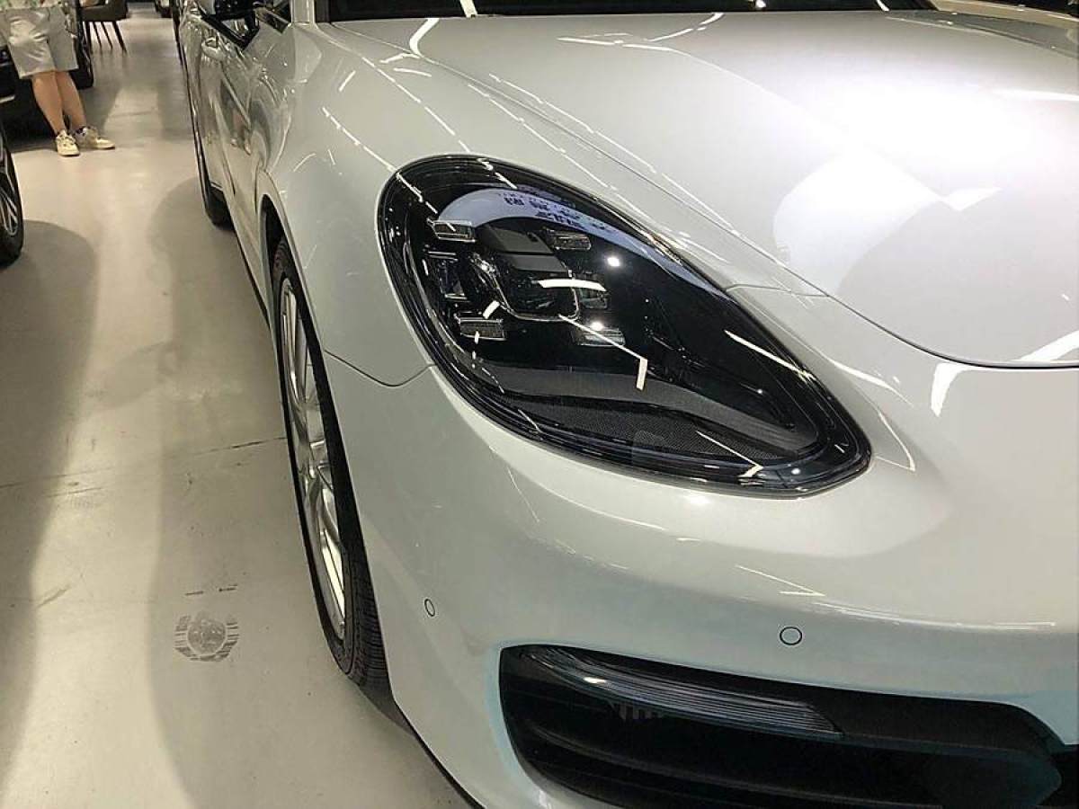 保時(shí)捷 Panamera  2017款 Panamera 3.0T圖片