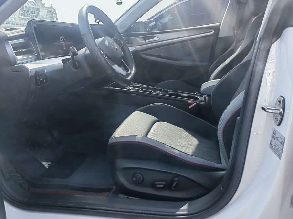 大眾 凌渡  2023款 凌渡L 280TSI DSG熱辣版圖片