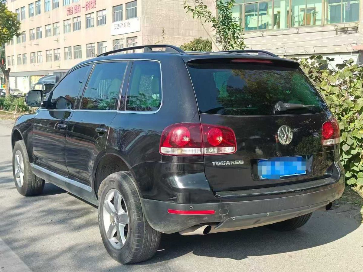 大眾 途銳  2009款 3.0T 柴油標(biāo)準(zhǔn)型圖片