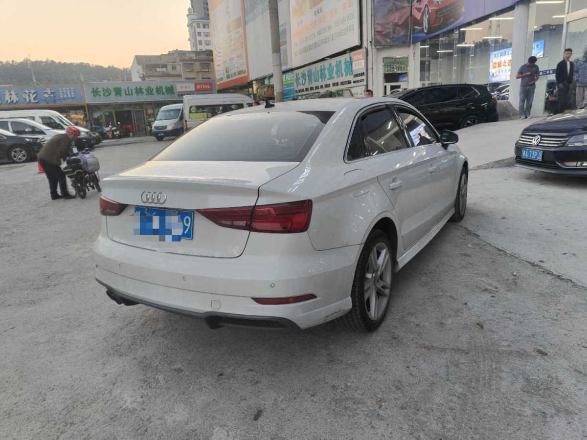 2019年7月奧迪 奧迪A3  2019款 Sportback 35 TFSI 時(shí)尚型 國VI