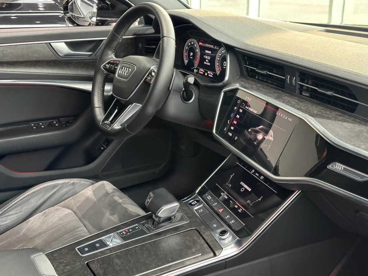奧迪 奧迪A6L  2021款 45 TFSI 臻選動(dòng)感型圖片