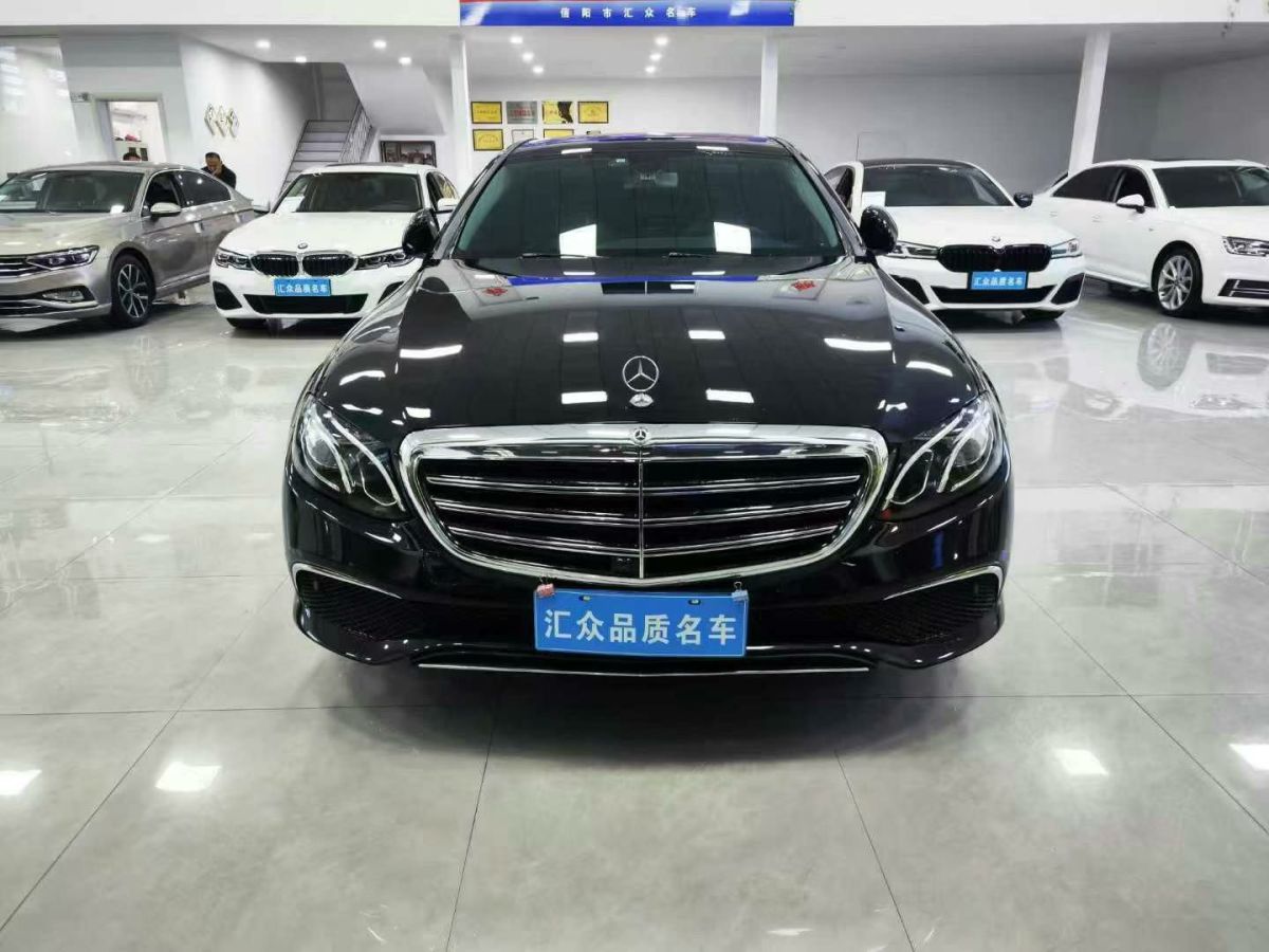 奔馳 奔馳GLE  2020款  GLE 350 4MATIC 時(shí)尚型圖片