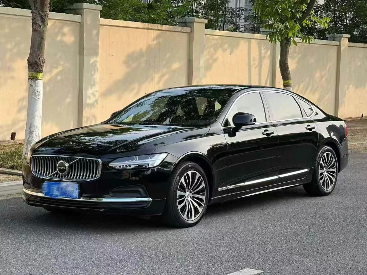 沃爾沃 S90  2023款 B5 智遠(yuǎn)豪華版圖片