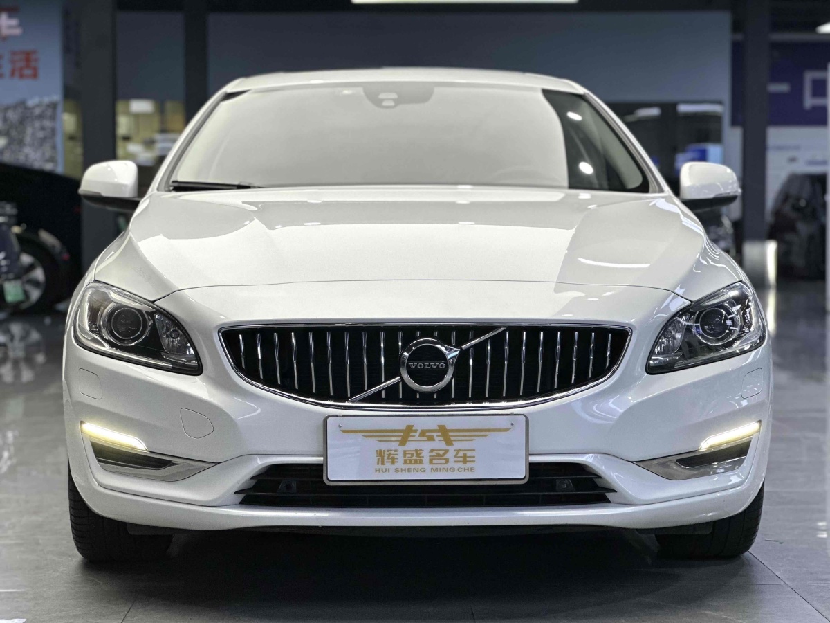 沃尔沃 S60  2014款 2.0T T5 个性运动版(改款)图片