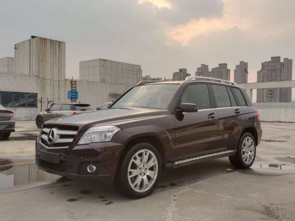 奔驰 奔驰GLK级  2011款 GLK 300 4MATIC 动感型