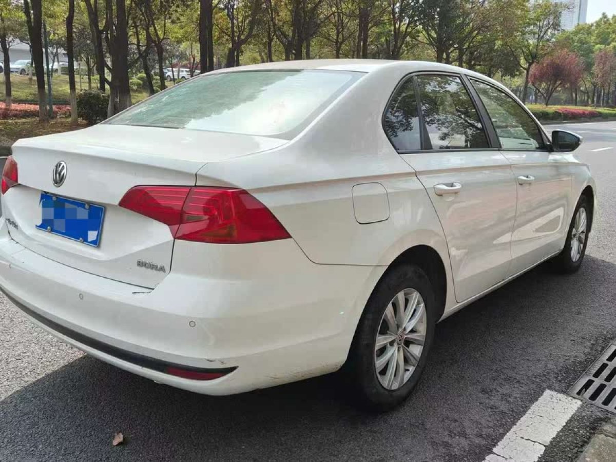 大眾 寶來(lái)  2016款 1.6L 自動(dòng)時(shí)尚型圖片