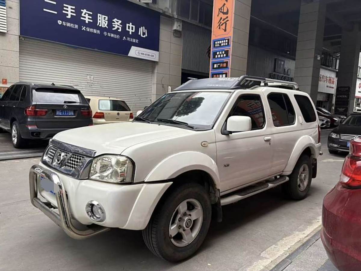 日產(chǎn) 日產(chǎn)帕拉丁  2008款 2.4L 四驅(qū)標(biāo)準(zhǔn)型圖片