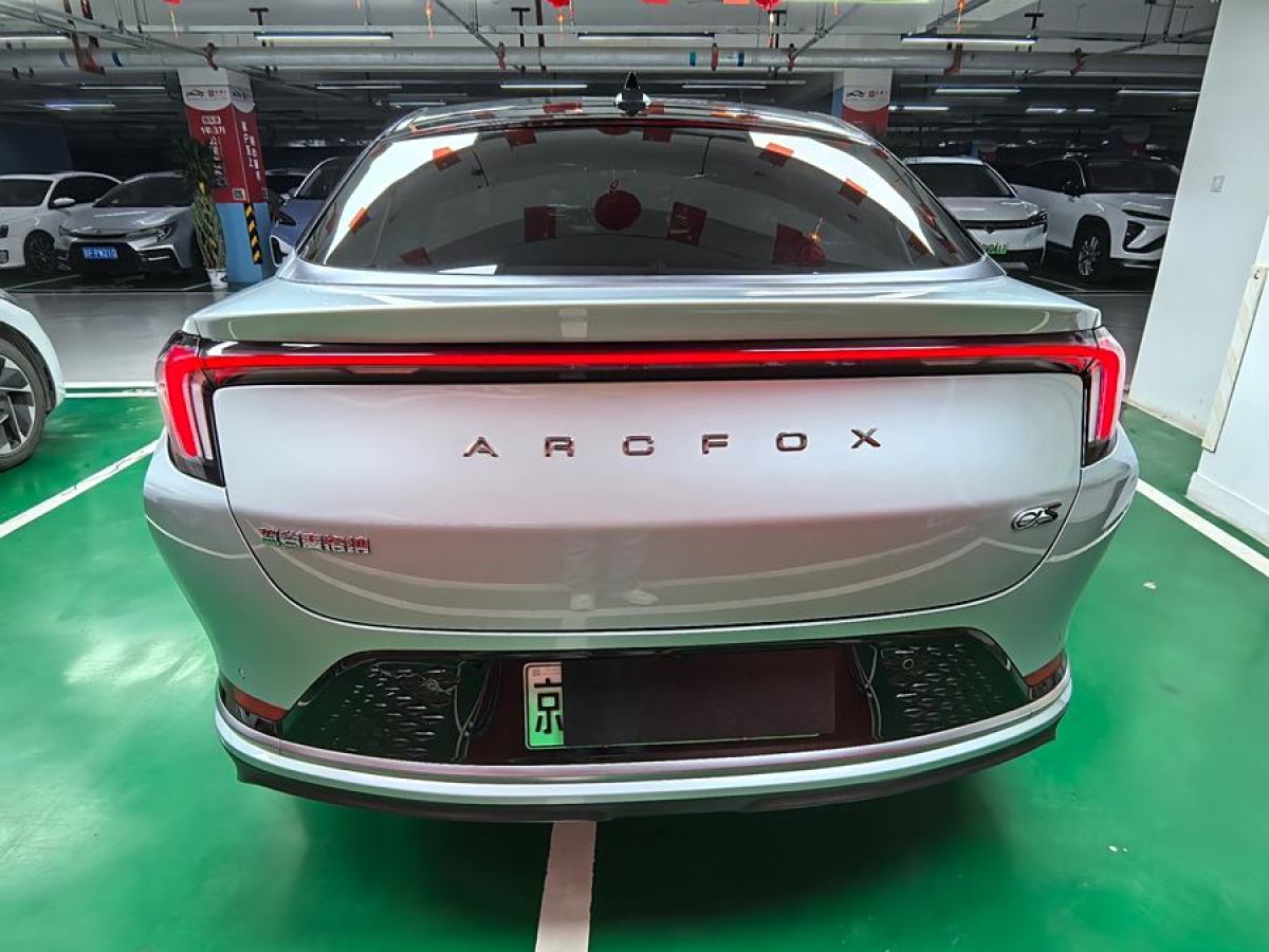 2022年10月極狐 極狐 阿爾法S(ARCFOX αS)  2022款 525S+ 160kW